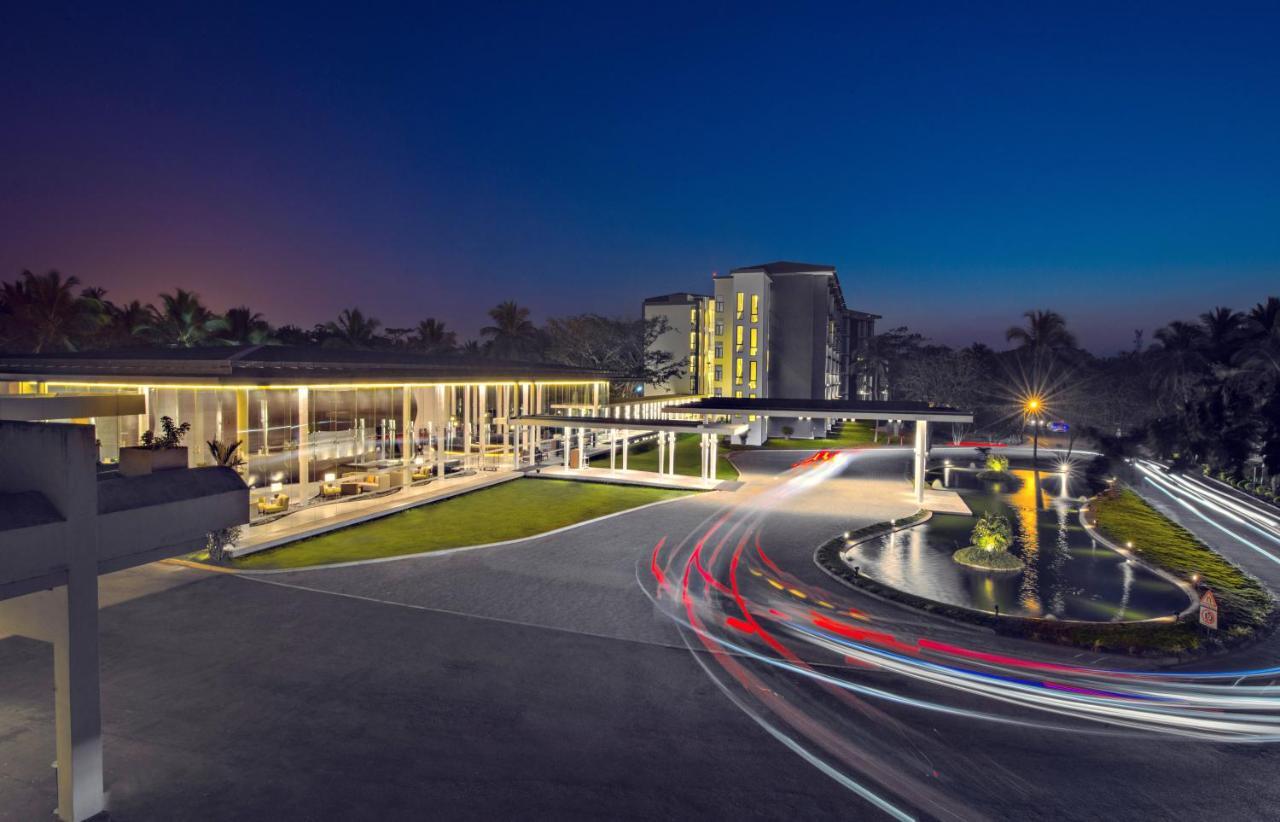 Vivanta Colombo, Airport Garden Seeduwa Exterior photo