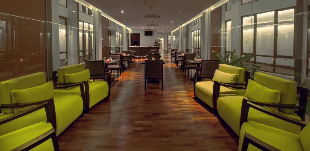 Vivanta Colombo, Airport Garden Seeduwa Exterior photo