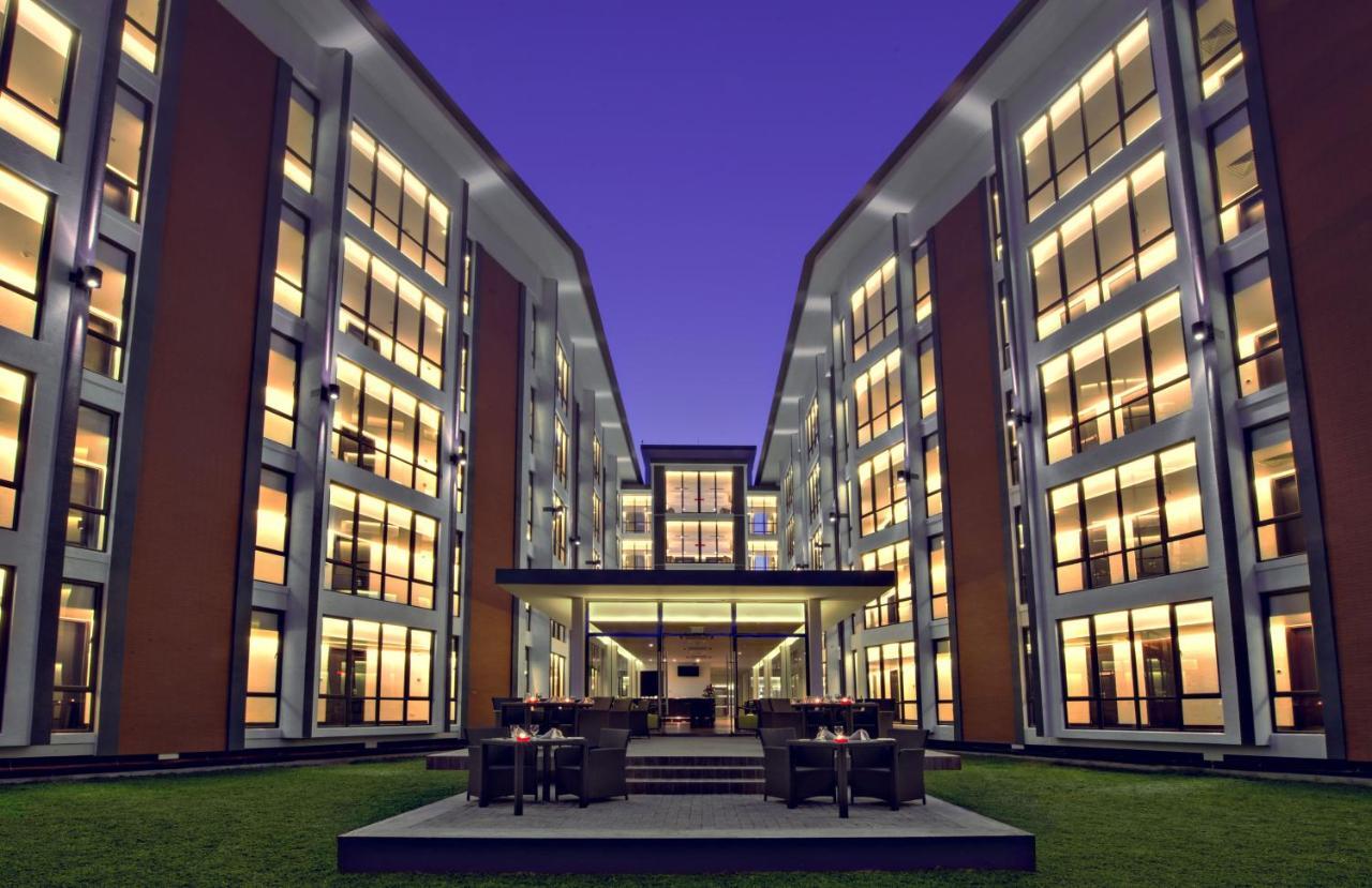 Vivanta Colombo, Airport Garden Seeduwa Exterior photo
